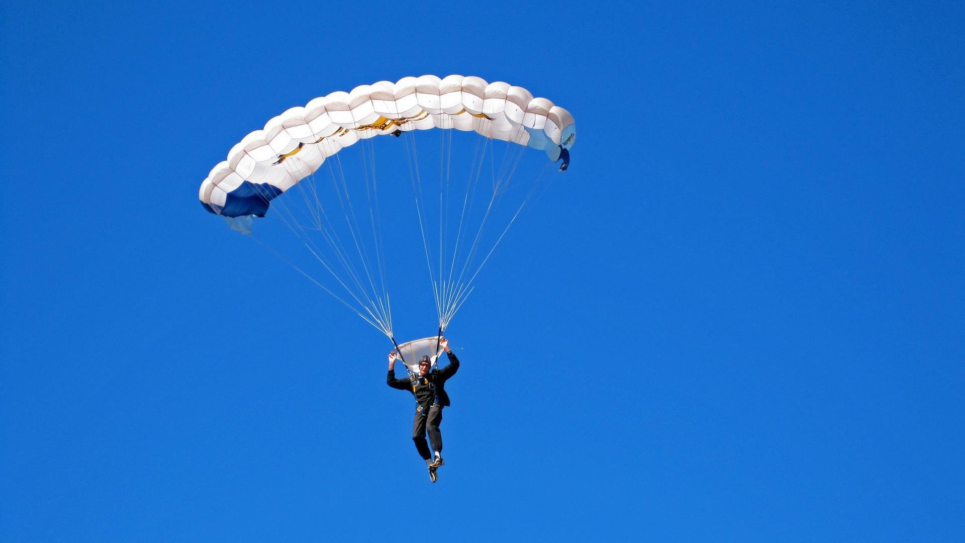 王牌队进攻多样化发展，王牌队员申请出战是啥电视剧